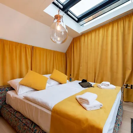 Empirent Beautiful Duplex Prague