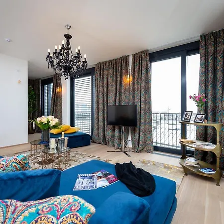 Empirent Beautiful Duplex