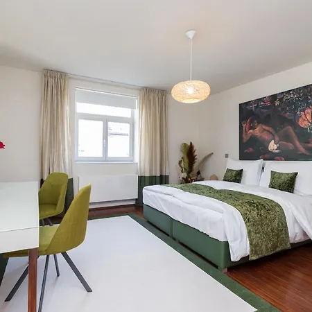 Empirent Beautiful Duplex Prague