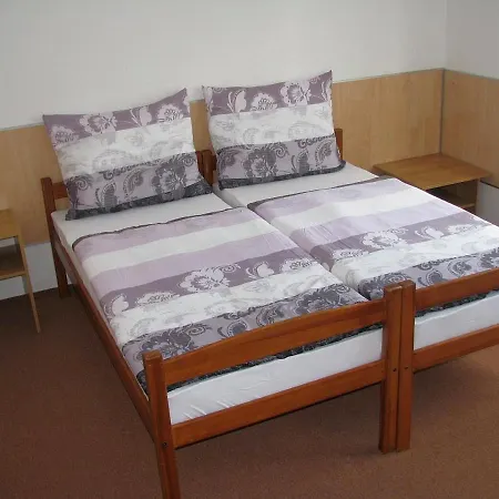 Hostel Sokol Troja Praha