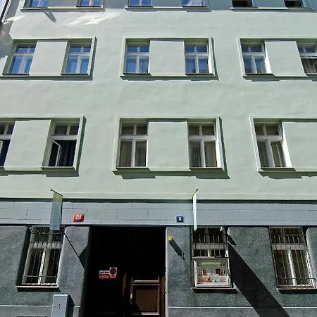 La Familia Aparthotel Praha