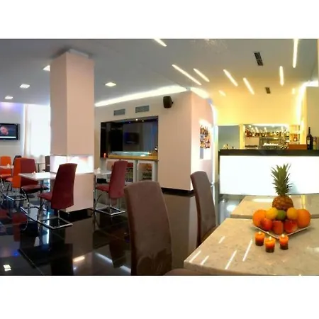 Relax Hotel
