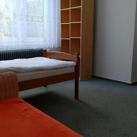 Hostel Sokol Troja *