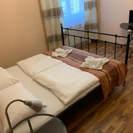Hotel Abri