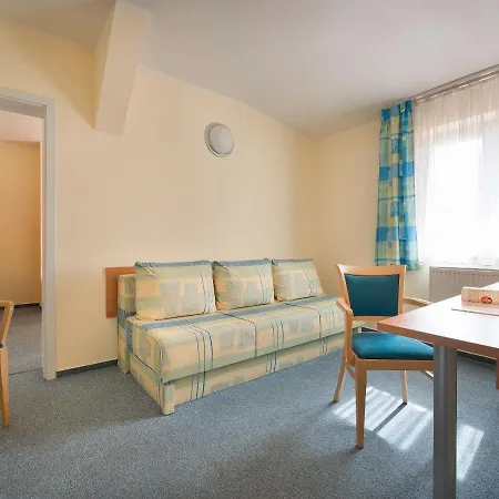 Hotel Ea Tosca 3*