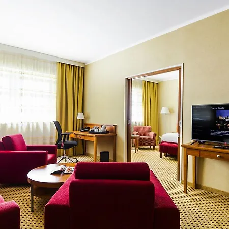 Courtyard By Marriott Airport 4* Praga