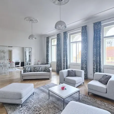 Grand Central Residence By Tkc 4*