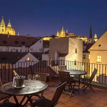 Pod Vezi 4* Prague
