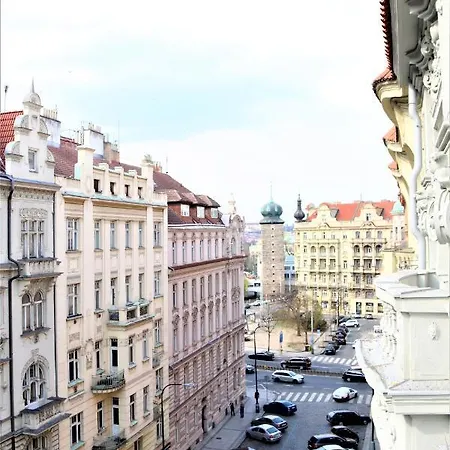 Flowers Apart-hotel Praga