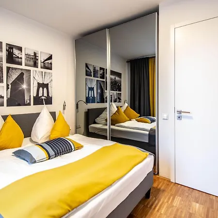 Apartman Modern With Balcony And Garage