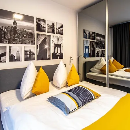 Apartman Modern With Balcony And Garage *