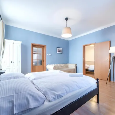 Apartamento Locals Monastery Praga