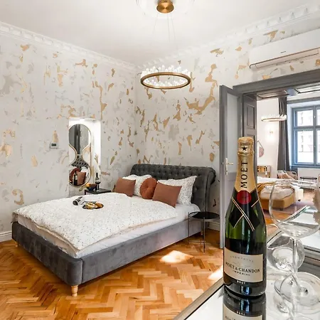 Apartman Emperor Castle View Prága