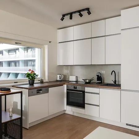 Days - Exclusive In Trendy Neighbourhood Apartment *
