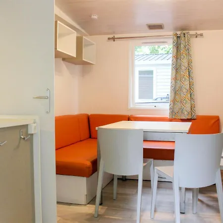 Hawaii Style By Interhome * Prague