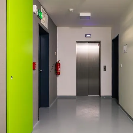 Apartment Days - Exclusive In Trendy Neighbourhood *