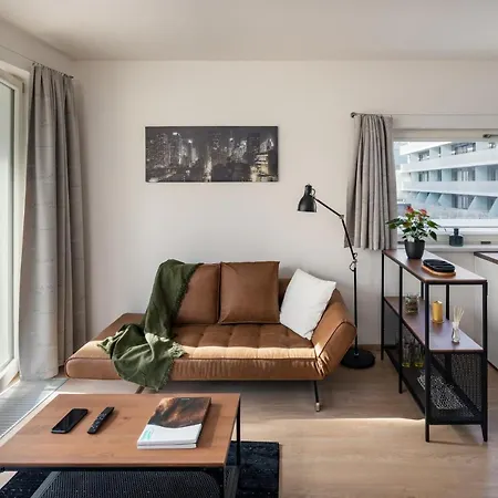 Days - Exclusive In Trendy Neighbourhood Apartment Prague