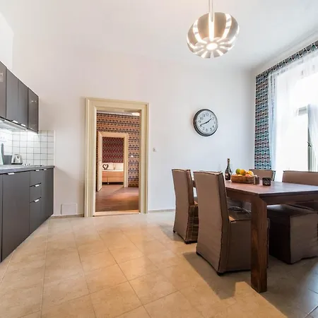 Apartamento Locals Monastery Praga