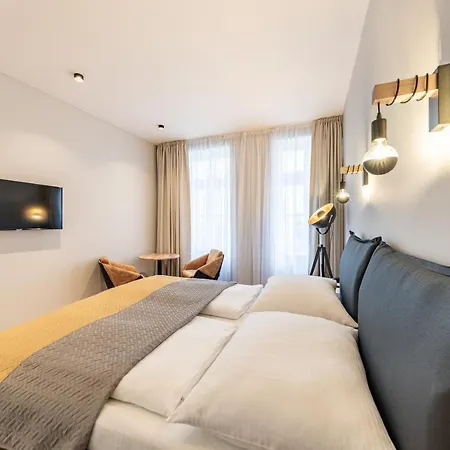 Hotel Abri