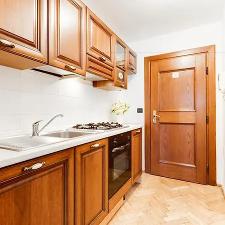 Charles Bridge Royal - Castle District Apartment *