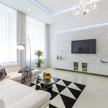Stylish 5 Minutes Walk From City Center * Prague