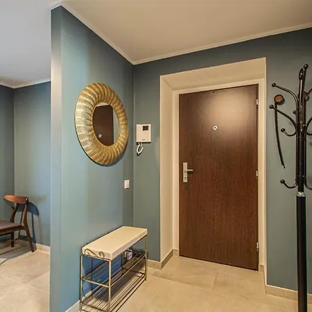 Quite Loft With Balcony And 3 Air Conditioners Appartamento Praga