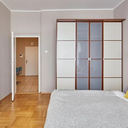 Days - Modern W Retro Elements - New Town *