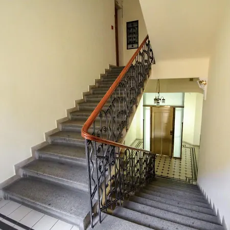 Apartment Apartment Manes Apartment By Interhome Prague