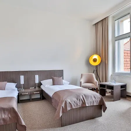 Embassy By Lh 4* Прага
