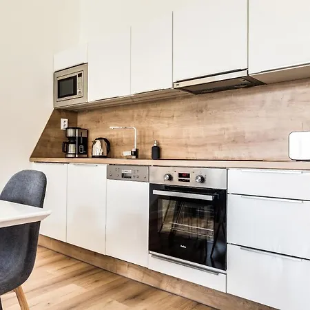 Apartment Charles Bridge - 3 Bedroom - Old Town *