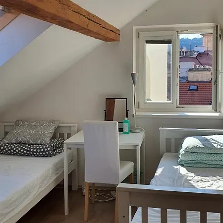 Cozy View Location Charles Bridge Apartment *