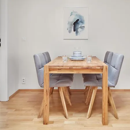 Apartment Bright In New Town By Days *