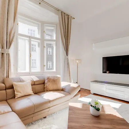 Appartement Luxury Riverside In The Center Of Praag