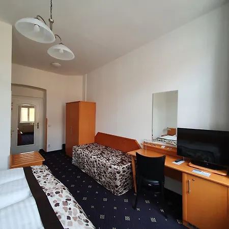 Hotel Machova 3*