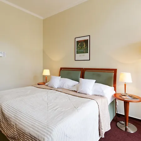 Clarion Old Town 4* Prag