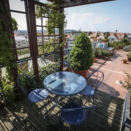 Orion Aparthotel 4*