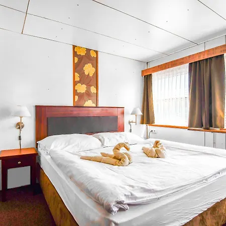 Vodnik Botel 3*