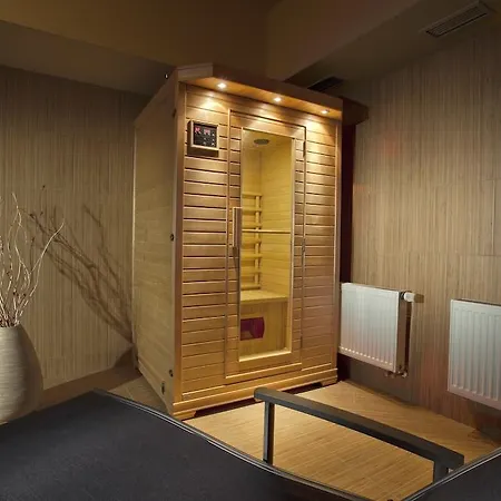 Colorfactory - Czech Leading Hotell 4*