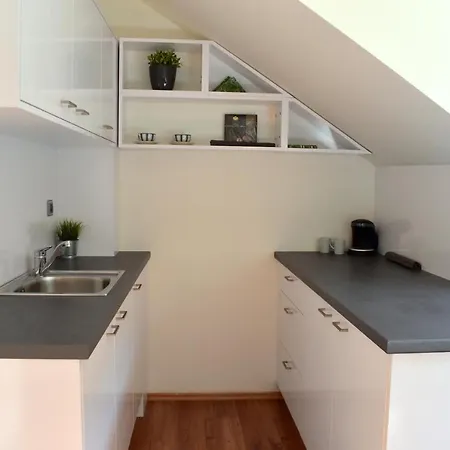 Apartment New Rooftop With Private Wellness, Sauna & Whirlpool Bath Prague