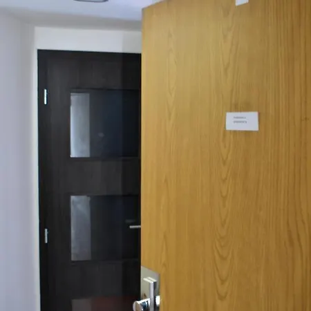 Apartment New Rooftop With Private Wellness, Sauna & Whirlpool Bath