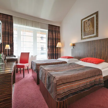 Ea Crystal Palace 4* Praga