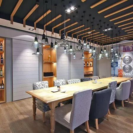 Innside By Melia Old Town Hotel