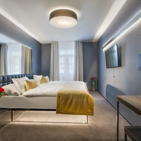 Mucha Hotell Prag