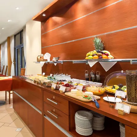 Hotell Ramada Airport Prag
