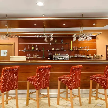 Hotell Ramada Airport Prag