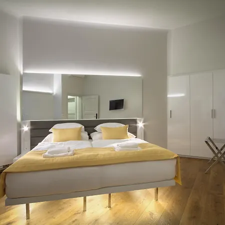 Bishop's House Hotel 4*