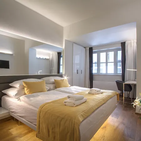 Bishop's House 4* Praga