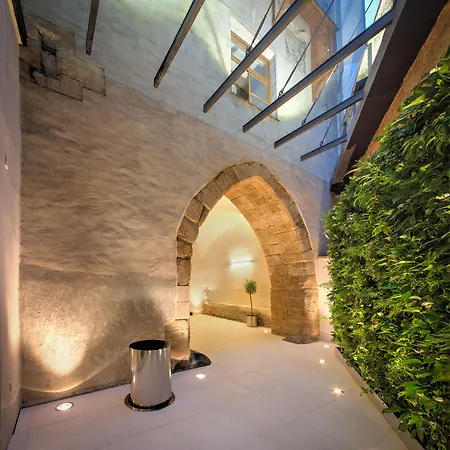 Bishop's House Hotel 4*