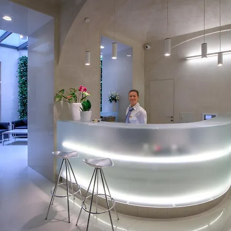 Bishop's House 4* Praga
