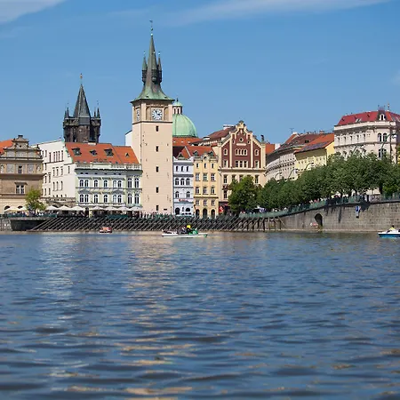 Amedia Express Prague, Trademark Collection By Wyndham Hotell Prag